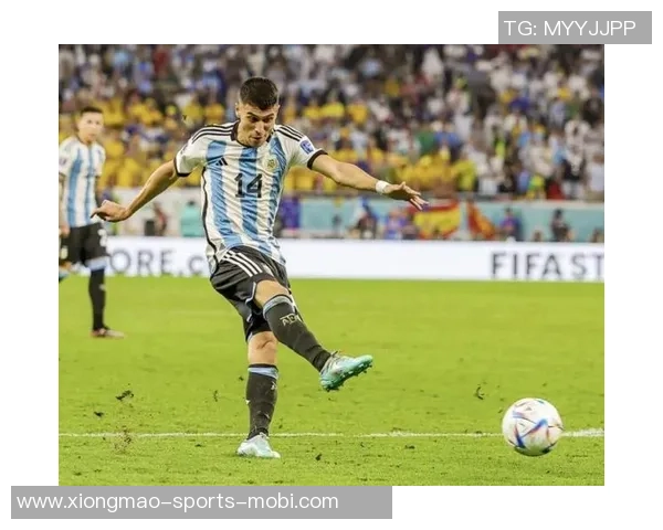 意媒曝帕拉西奥斯慢性肌肉伤复发或需手术治疗影响未来几周表现